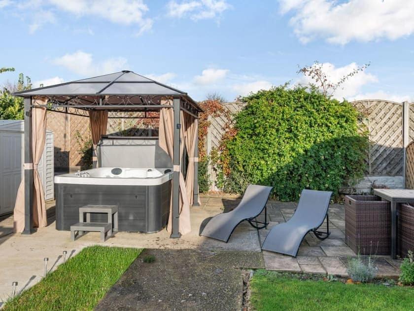 Hot Tub. Countryside. Coast. 5* Patrington Haven Leisure Park, East Yorkshire Villa Екстериор снимка